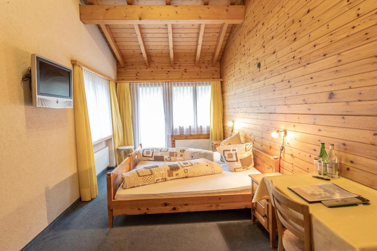 Landgasthof Sommerfeld Pragg-Jenaz Luaran gambar