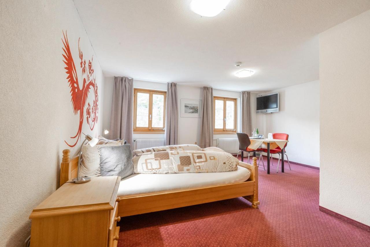 Landgasthof Sommerfeld Pragg-Jenaz Luaran gambar
