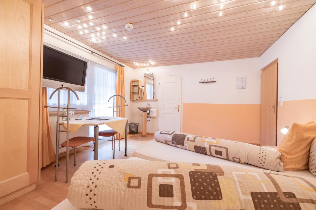 Landgasthof Sommerfeld Pragg-Jenaz Luaran gambar