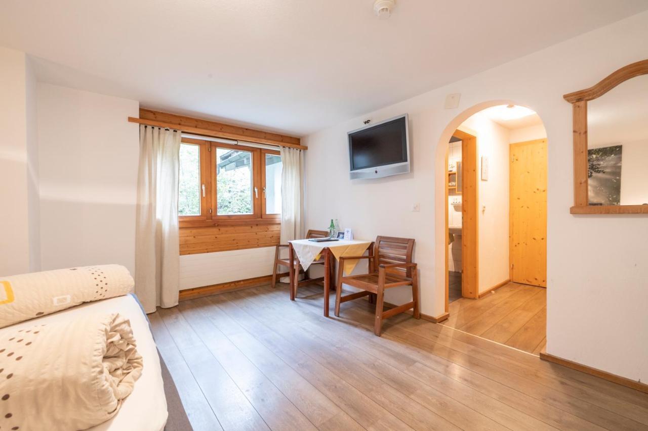 Landgasthof Sommerfeld Pragg-Jenaz Luaran gambar