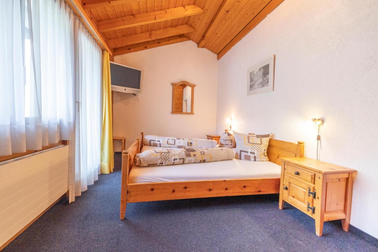 Landgasthof Sommerfeld Pragg-Jenaz Luaran gambar