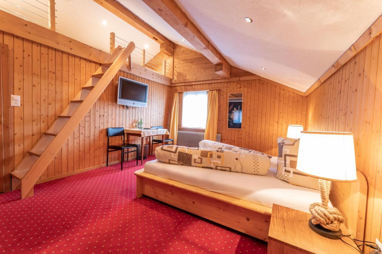 Landgasthof Sommerfeld Pragg-Jenaz Luaran gambar