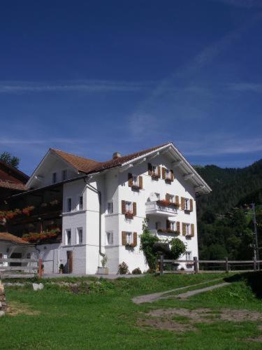 Landgasthof Sommerfeld Pragg-Jenaz Luaran gambar